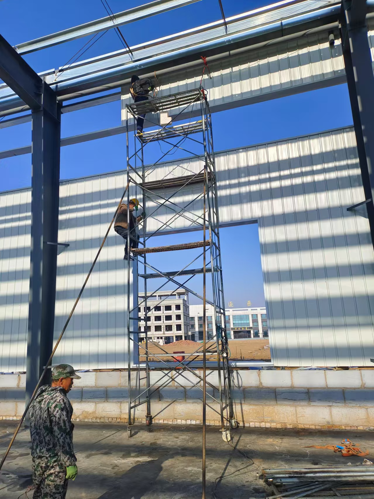 臨洮佳邦食品廠(chǎng)鋼結(jié)構(gòu)安裝