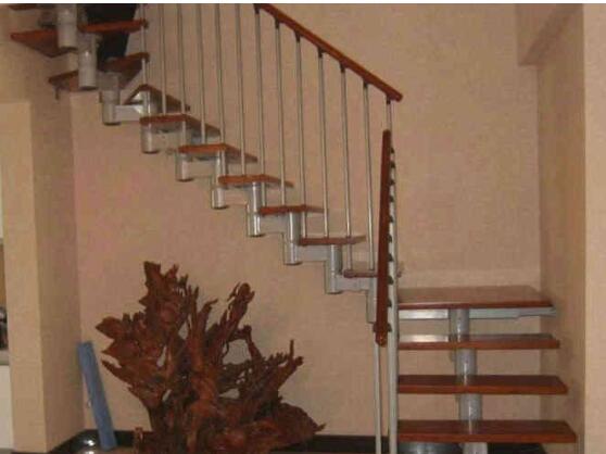 如何給鋼結構建筑制造的樓梯等建筑進行降低噪聲