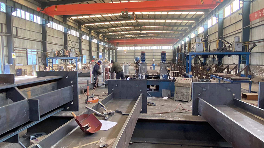 蘭州亞太金城府商業及住宅建設項目鋼結構十字柱加工