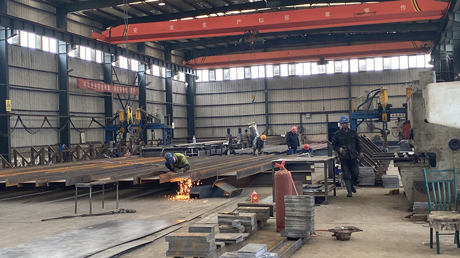 華亭煤業集團有限責任公司山寨煤礦儲煤棚工程轉運站鋼梁、鋼柱加工